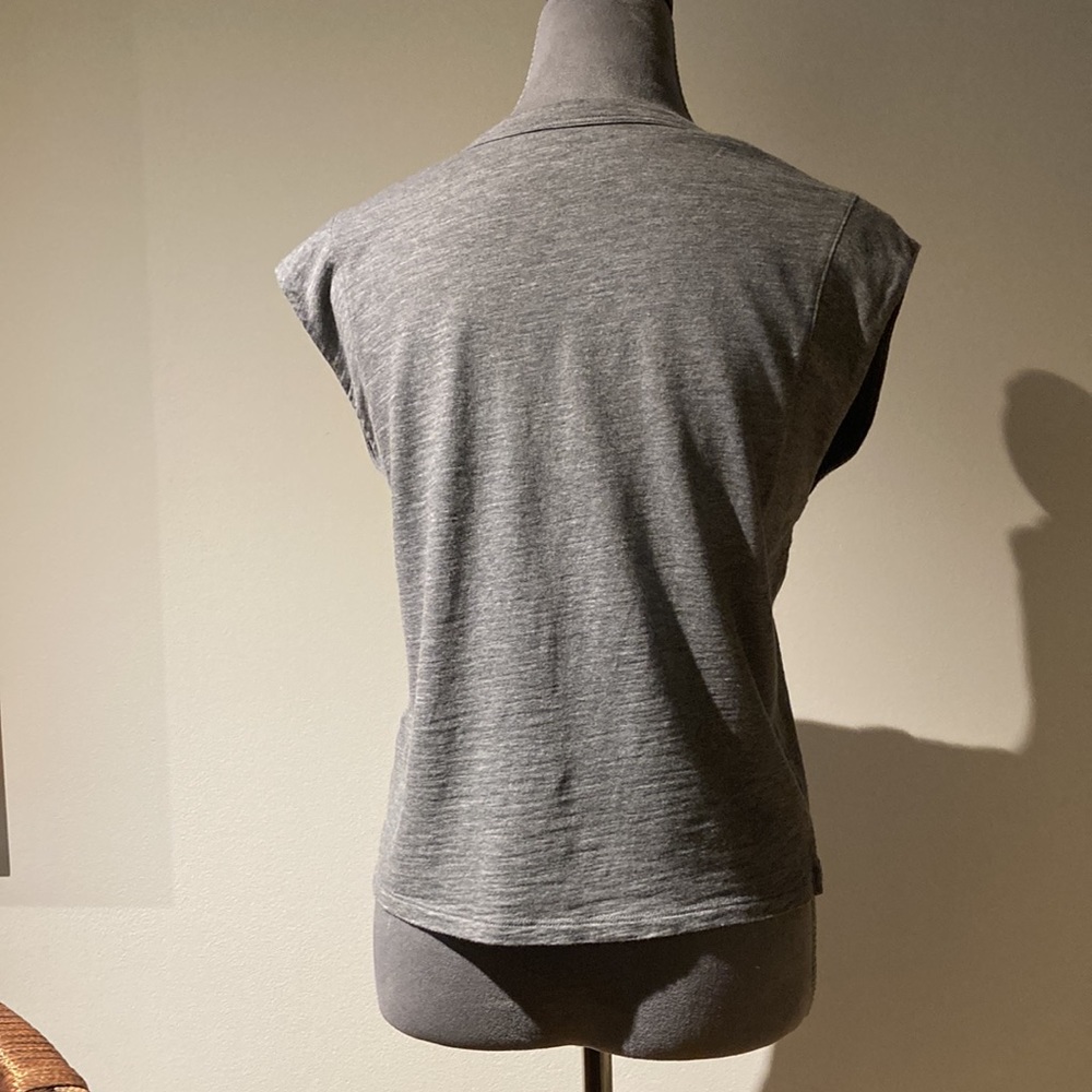 Banana Republic Gray V Neck T Shirt Size XS - Picture 8 of 9